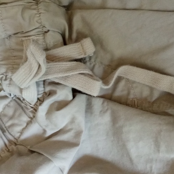 LOFT khaki elastic ruffled waist pull on pants - Picture 3 of 8